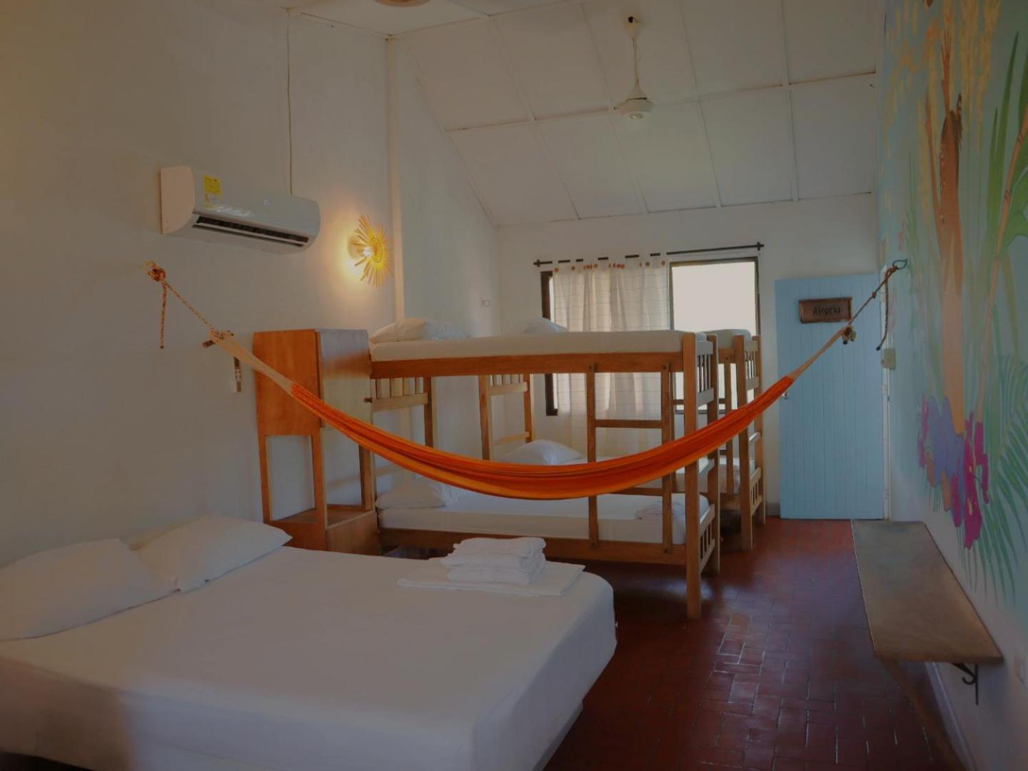 Hotel Mar Amar Casa De Playa à Coveñas Extérieur photo